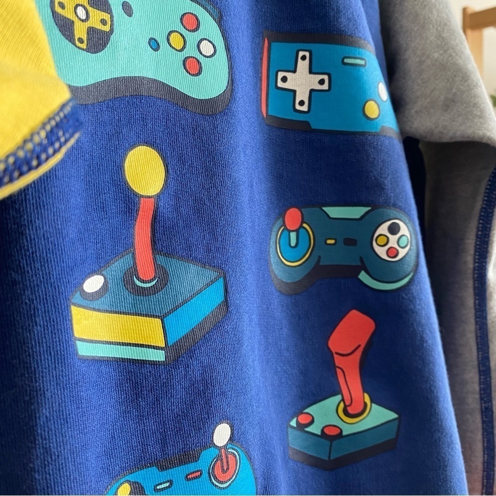 Hanna Andersson Blue Yellow Gray Colorblock Gamer Controls Crewneck Sweatshirt 6 - Picture 9 of 12